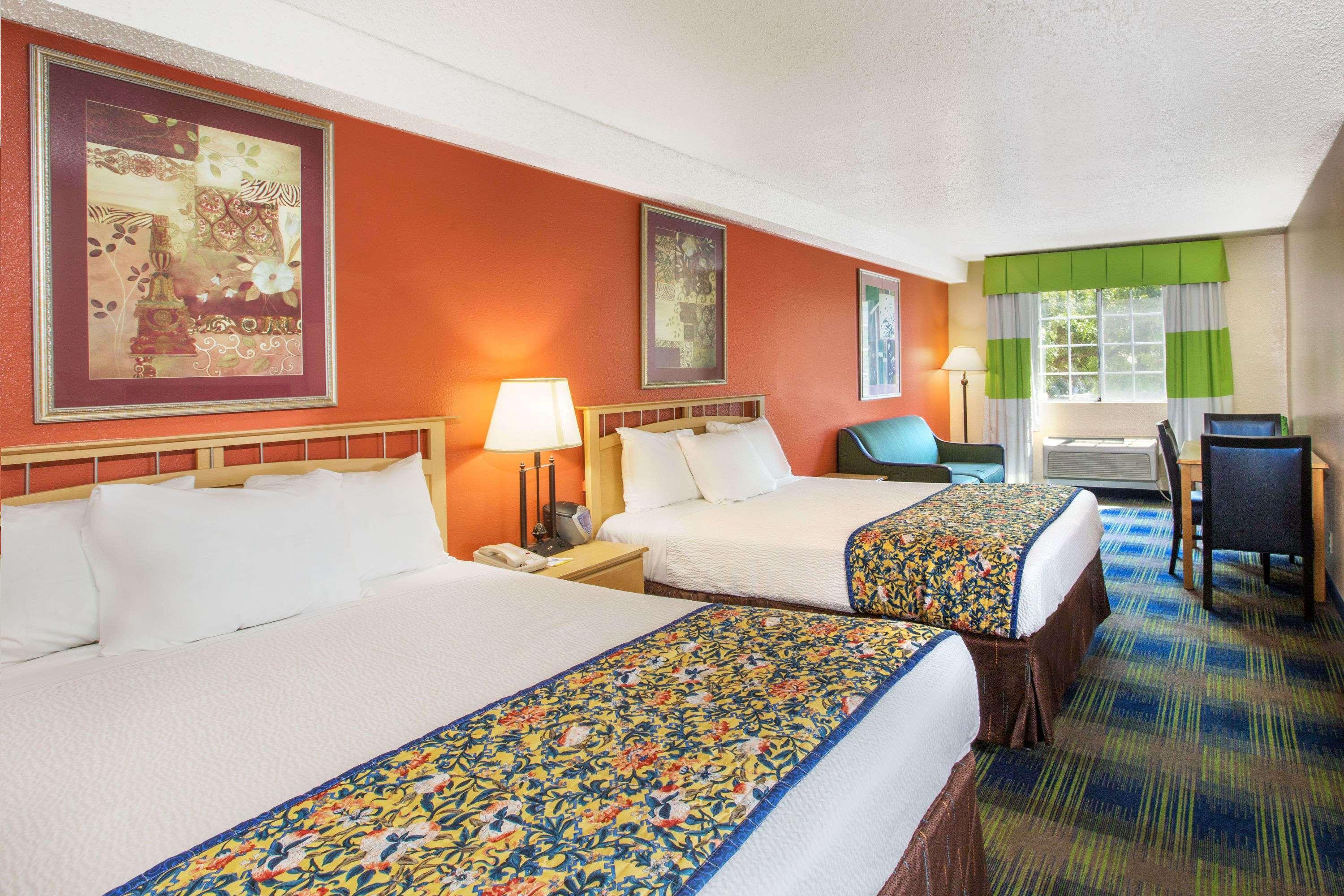 Days Inn By Wyndham Fremont Luaran gambar
